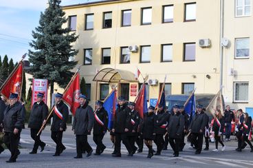 Jarmarkiem Świętomarcińskim uczcili w Widawie dzień 11 listopada